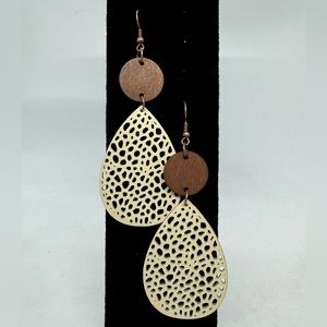 NWT Apricot Cut-Out Water Drop Earrings with Rose Gold Hardware